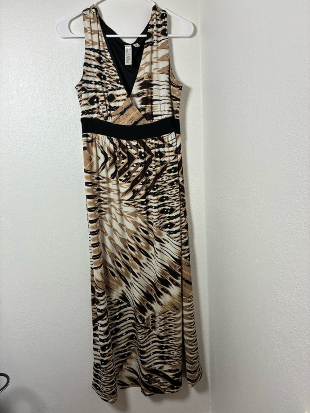 Emma & Michele Beige and Black Printed Sleeveless Maxi Dress